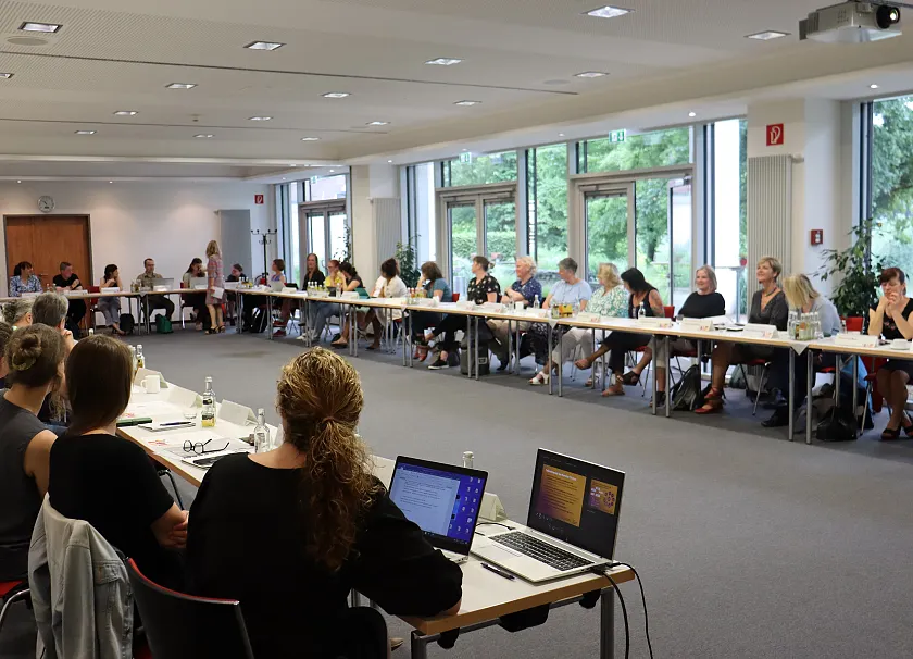 Runder Tisch zu besonderen Schutzbedarfen. Foto: Gesundheitsressort