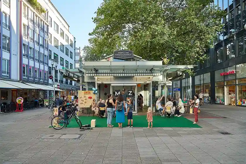 Eröffnungsveranstaltung von moyo – das Herz der Stadt im UMZU am Hanseatenhof am 5. September 2023. Foto: Projektbüro Innenstadt / Christian Burmester