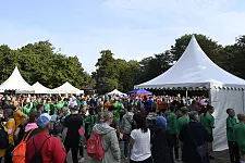 Der gut besuchte zentrale Start am Marcusbrunnen. Foto: Senatspressestelle