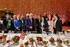 Die Bremer Bürgerdelegierten treffen Bundespräsident Frank-Walter Steinmeier. Foto: Senatspressestelle