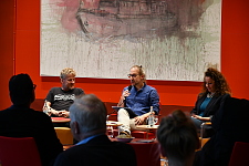 Jörg Isermeyer, Jens Laloire und Donka Dimova, während der Diskussion (von links). Foto: Landesvertretung Bremen