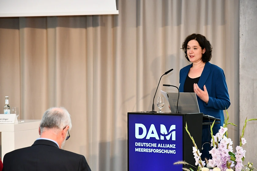 Die Senatorin für Umwelt, Klima und Wissenschaft, Kathrin Moosdorf, bei der Tagung der Deutschen Allianz Meeresforschung. Foto: Landesvertretung Bremen