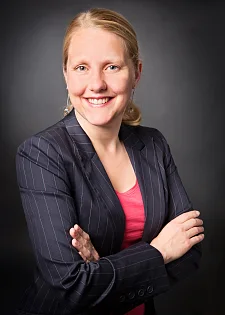 Ab 1. Februar 2024 die neue Leitung für das ZGF-Büro in Bremerhaven: Dr. Kathrin Stern. Foto: Matthias Strohmeyer