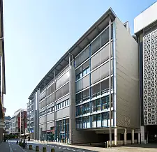 Noch steht das Parkhaus Mitte. Doch es soll neuen Nutzungen Platz machen. Foto: Projektbüro Innenstadt Bremen / Christian Burmester