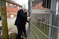 Rundgang durch den Bremer Tierschutzverein und Tierheim mit Bürgermeister Bovenschulte. Foto: Senatspressestelle
