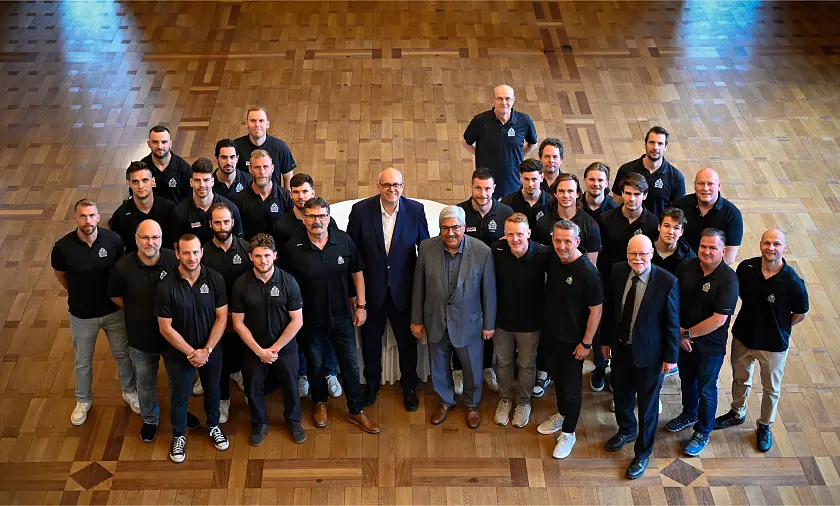 Senatsempfang für die Fischtown Pinguins, Vize-Eishockeymeister 2024, im Bremer Rathaus. Foto: Senatspressestelle