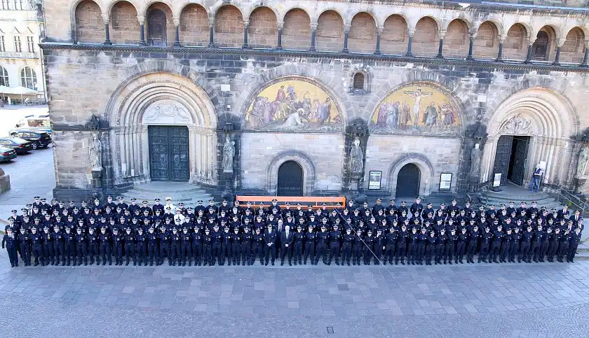 187 angehende Polizistinnen und Polizisten begannen heute ihre Ausbildung. Foto: Innenressort