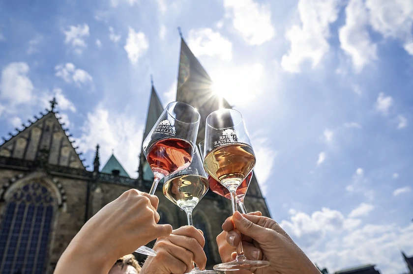 Mit dem Ratskeller anstoßen auf 20 Jahre Welterbestatus, auf Weinkultur und Weltkultur | Foto: WFB Jonas Schmidt