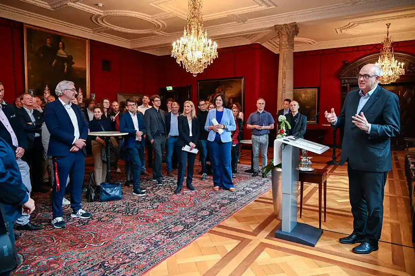 Bürgermeister Bovenschulte: Bremen ist die Technologiemetropole des Nordens. Die Anträge für den Exzellenzwettbewerb zeichnen ein eindrucksvolles Bild: Bremen ist spitze bei Forschung und Lehre. Foto: Senatspressestelle