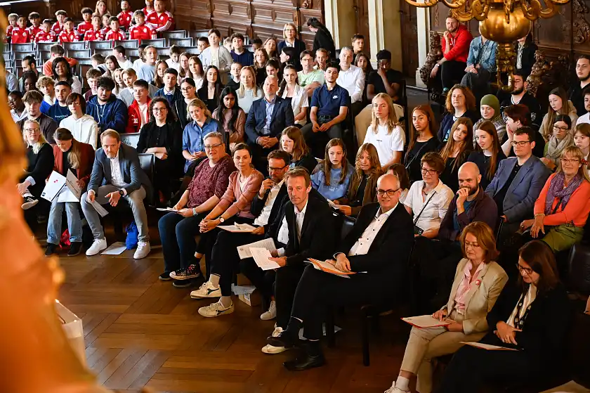 Die Preisverleihung in der Oberen Halle des Rathauses. Foto: Senatspressestelle