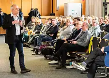 Prof. Dr. Rainer Malaka von der Universität Bremen während seines Vortrags Entertainment Computing: Alles nur Spiel?. 