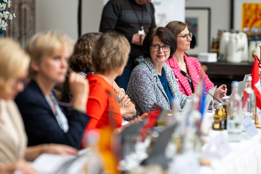 Gesundheitssenatorin Claudia Bernhard bei der 98. Konferenz der Gesundheitsministerinnen und -minister, -senatorinnen und -senatoren der Länder (GMK) in Weimar.