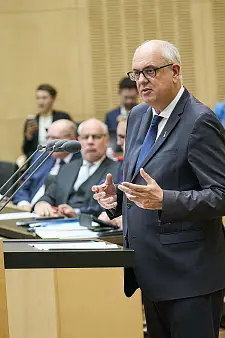 Bürgermeister Andreas Bovenschulte im Bundesrat.