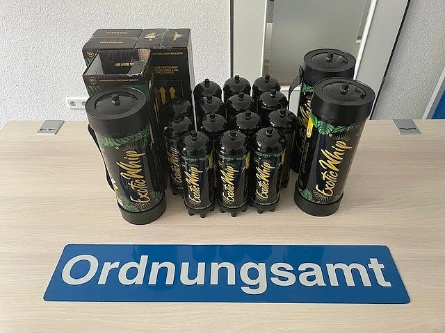 Das beschlagnahmte Lachgas. 