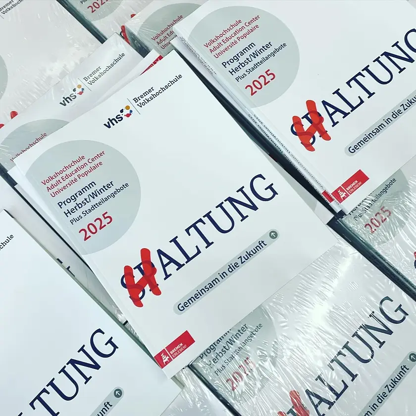 Das neue Programmheft der Bremer Volkshochschule. Das neue Programmheft der Bremer Volkshochschule.