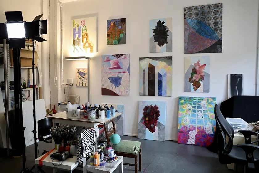 Ein Atelier im Zentrum für Kunst. 