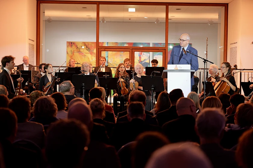 Bürgermeister Andreas Bovenschulte eröffnete den kulturellen Auftakt der Bremer Bundesratspräsidentschaft. 
