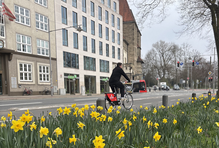 Ein Jahr Bre.Bike: Pünktlich zum Frühling lädt das Bremer Fahrradmietsystem wieder zum umweltfreundlichen Start in die neue Saison ein. 