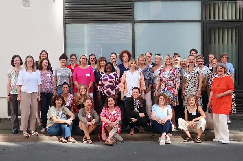 Die neu gewählten Frauen- und Gleichstellungsbeauftragten bei einem Austausch- und Vernetzungstreffen in der ZGF. Foto: ZGF