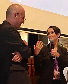 „Ich glaube, es wird auch im kommenden Jahr einen neuen PIA-Jahrgang geben“, verriet Senatorin Dr. Claudia Bogedan in der Podiumsdiskussion mit Moderator Jochen Grabler