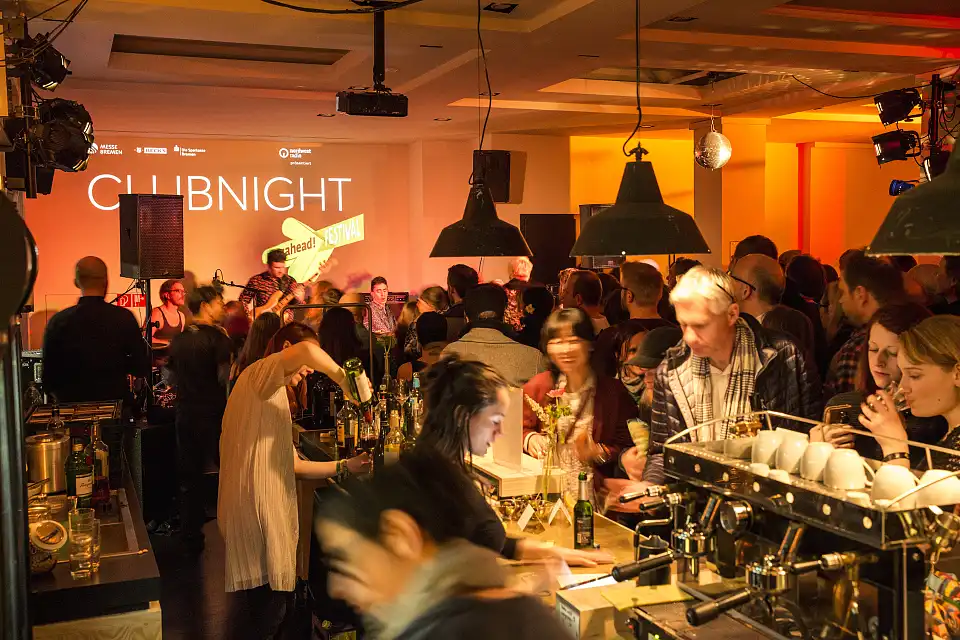 Die jazzahead! clubnight machte in diesem Jahr viele Gastronomien zu wahren Jazzclubs © Nikolai Wolff / Messe Bremen
