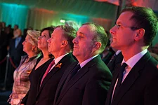 Senator Günthner mit Botschafter Rolf Nikel (3.v.r.) und dem neuen polnischen Außenminister Gzegorz Schettyna (2.v.r.)