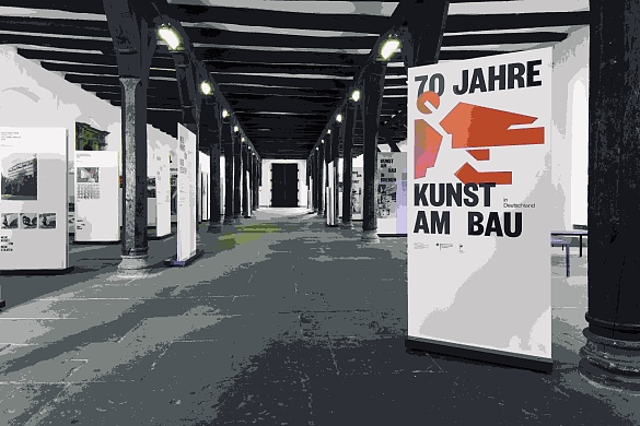  Die Wanderausstellung 70 Jahre Kunst am Bau in Deutschland in der Unteren Rathaushalle. Quelle: Cosima Hanebeck