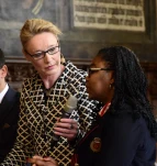 Virginie Kamche erzählt von ihrem Engagement für Bremerinnen und Bremer, die gebürtig aus Afrika kommen