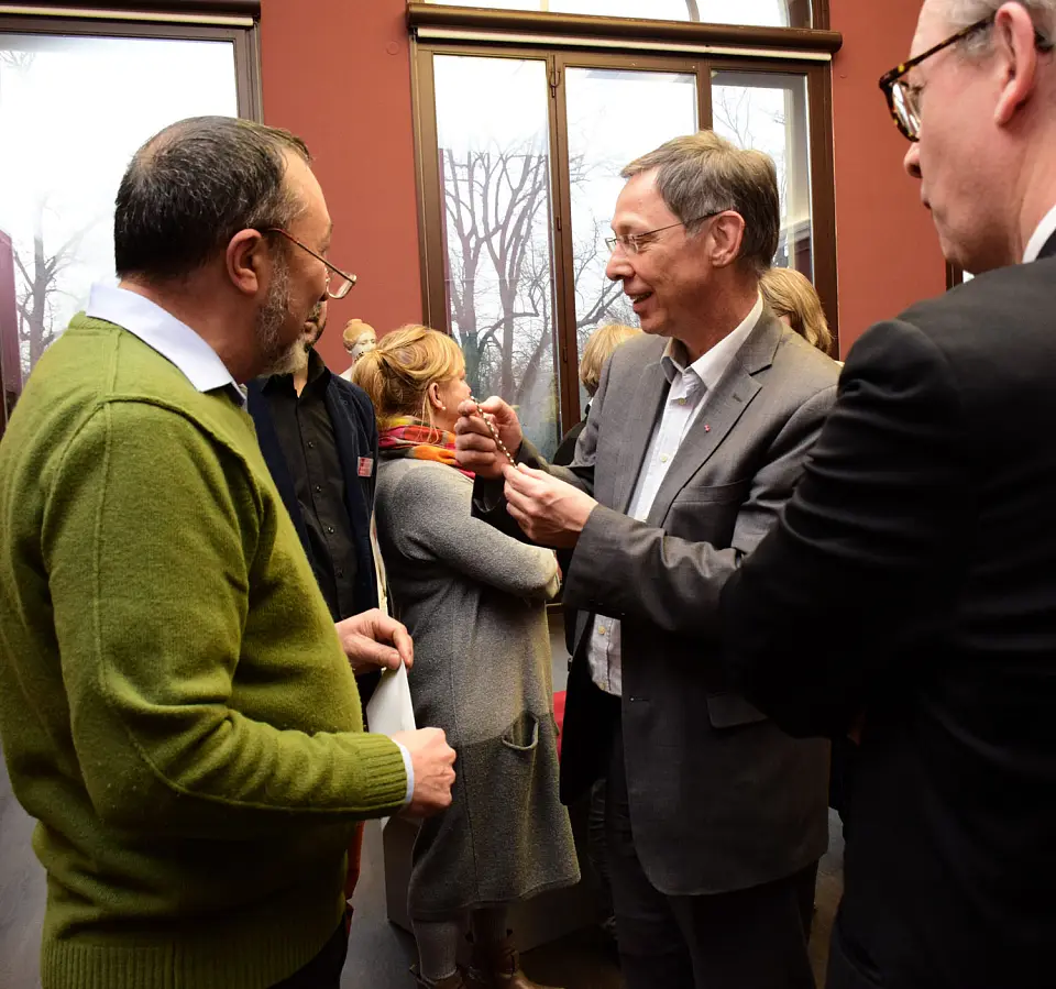 Ein Geschenk als Erinnerung f&uuml;r den B&uuml;rgermeister: Der Bremer Haken