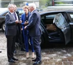 Begrüßung am roten Teppich